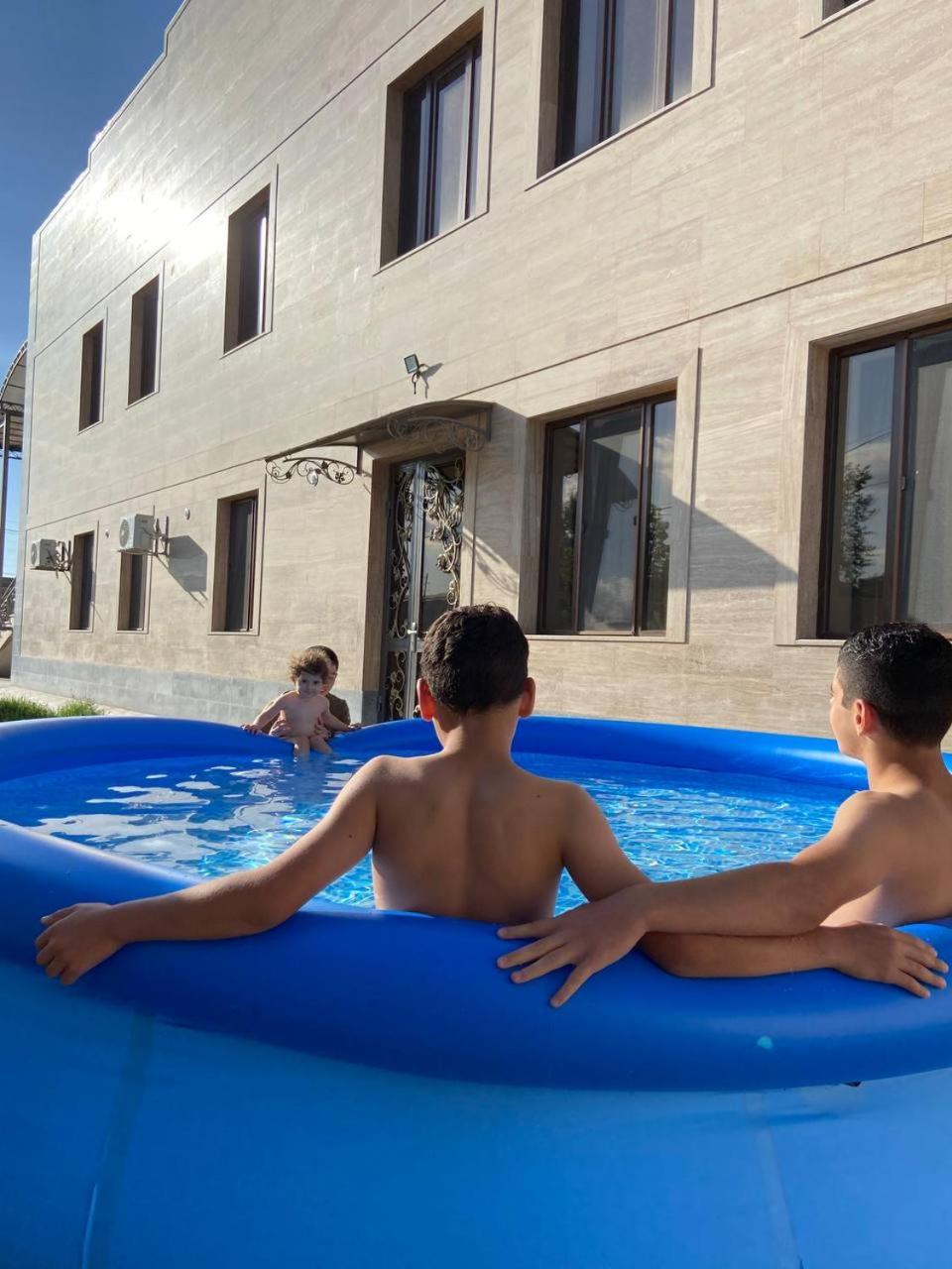 Rubenyan Guest House Artashat Bagian luar foto